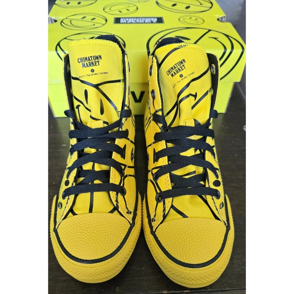 Converse Chuck Taylor China Town All Star Smiley Face Yellow‎ High Tops 3Y